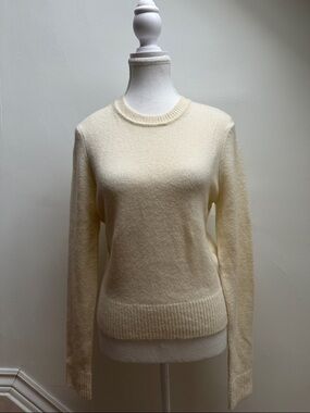 ABERCROMBIE & FITCH Cream Knit Crew Neck Preppy Cottagecore Sweater‎ Size Medium